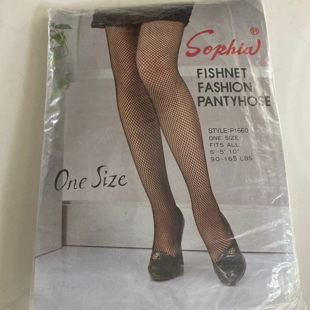 Sophia White Fishnet Fashion Pantyhose